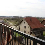 West Wing - Apartman