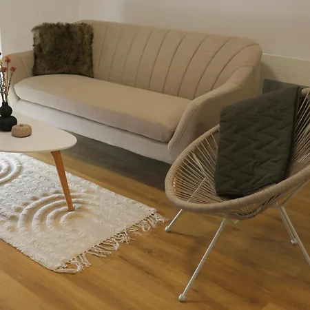 Apartment West Wing - *